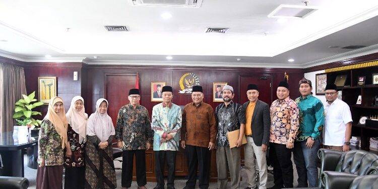 Hidayat Nur Wahid: Muhammadiyah is expected to pass on the Qibla of the Nation to the Millennial Generation